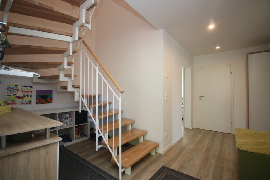 Flur Zweifamilienhaus St�tten am Auerberg