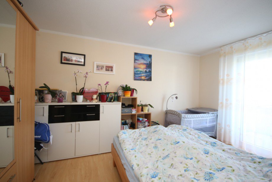 Schlafzimmer Etagenwohnung Buchloe