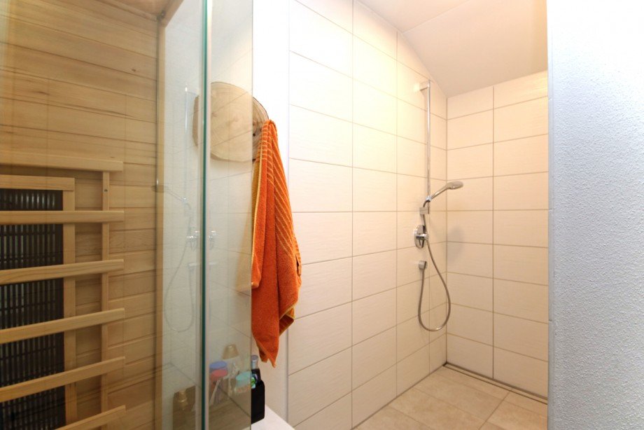 ebenerdige Dusche Zweifamilienhaus St�tten am Auerberg