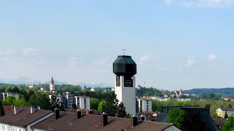 Bergblick Kaufbeuren - Haken Etagenwohnung Bergblick - Schwimmbad im Haus - 3 Zimmer-Eigentumswohnung