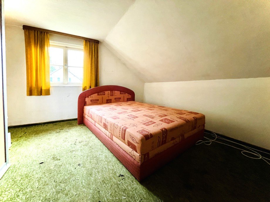 Zimmer 1 Obergeschoss Wohngrundst�ck Kaltental