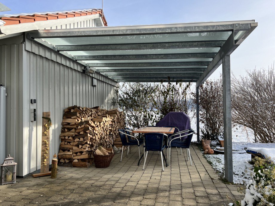 �berdachter Freisitz Doppelhaush�lfte Pforzen