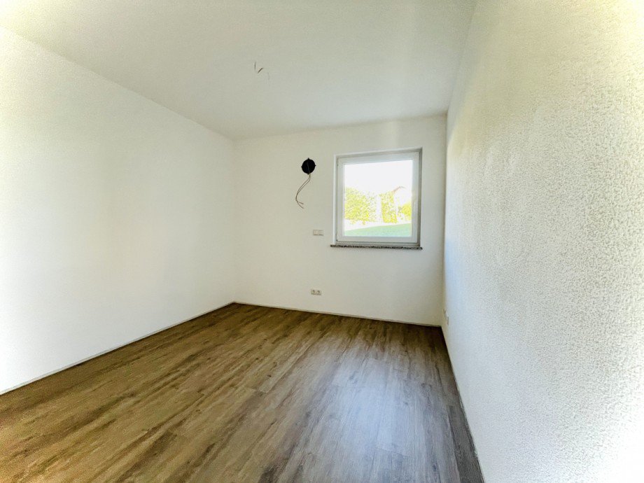 Zimmer 2 Erdgeschosswohnung Aitrang