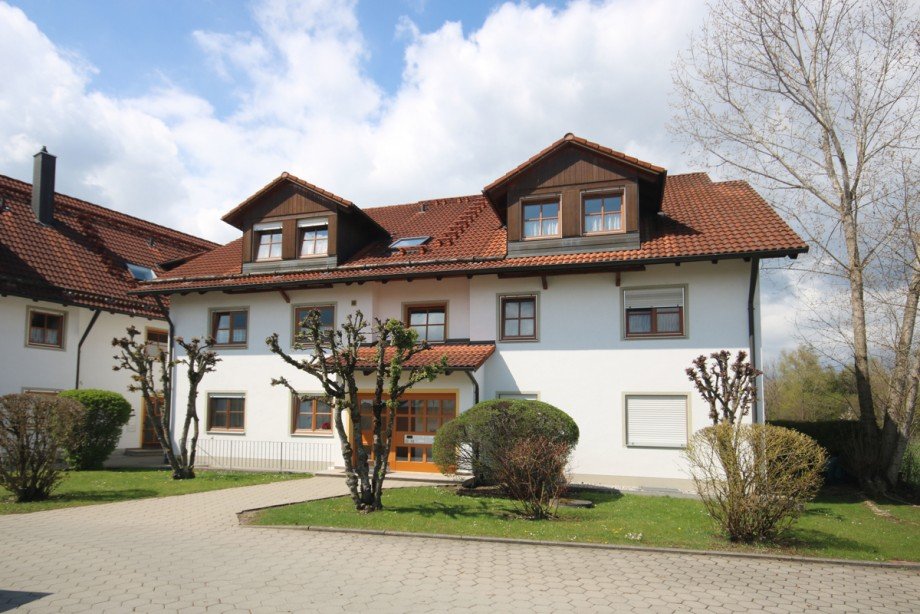 Eingangsseite Dachgeschosswohnung Kaufbeuren