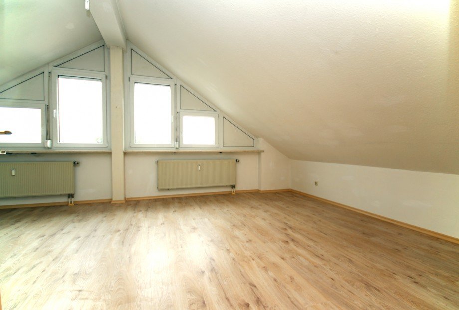 Schlafzimmer Dachgeschosswohnung Kaufbeuren