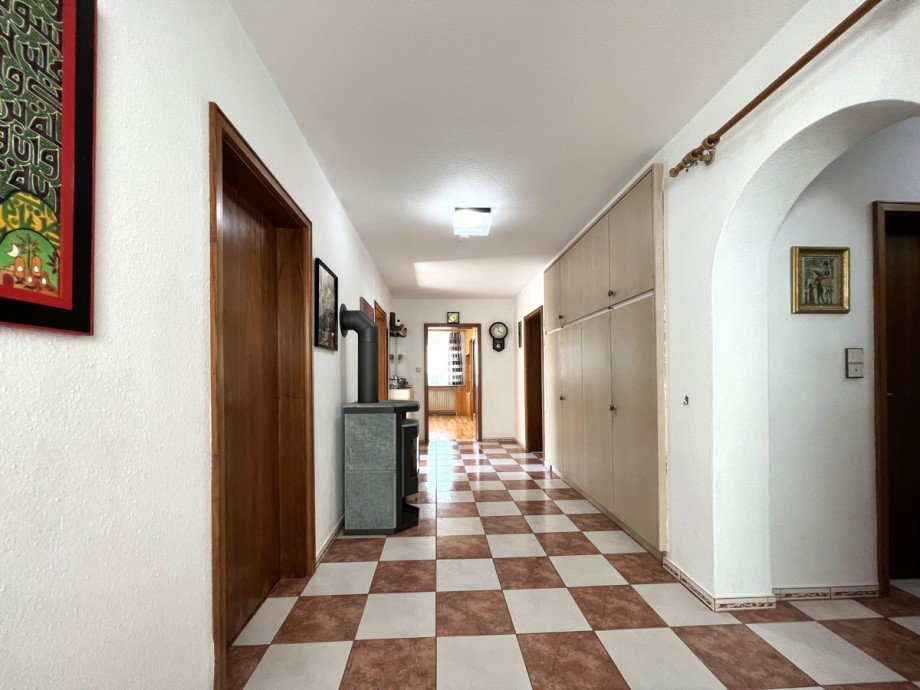 Flur EG Mehrfamilienhaus Kaufbeuren