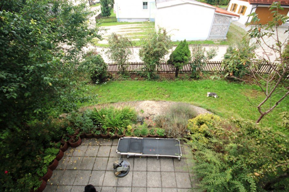 Blick auf die Terrasse Zweifamilienhaus Osterzell