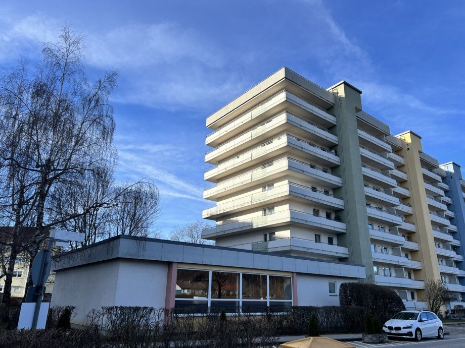 Eingangsseite Etagenwohnung Kaufbeuren
