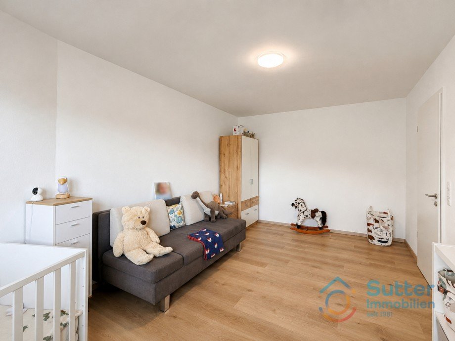 Kind 1. 1. OG Reihenmittelhaus Kaufbeuren