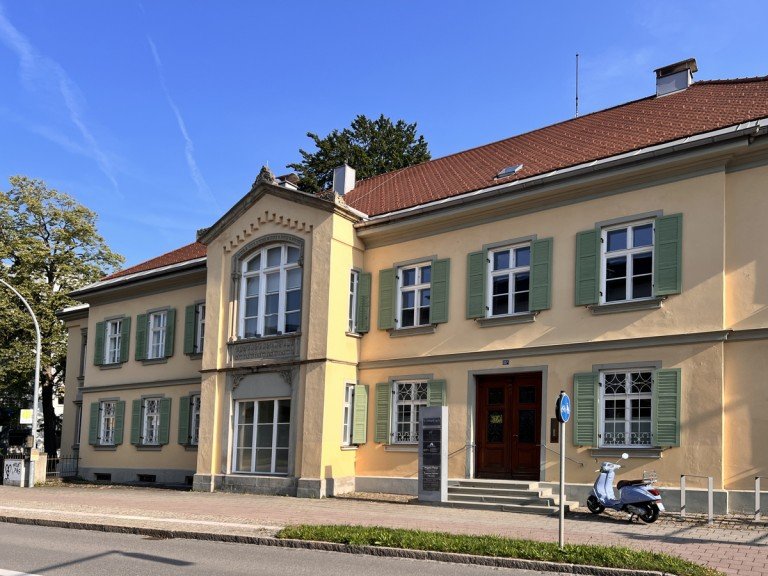 Trentinihaus Kaufbeuren - Kaufbeuren B�ro / Praxis Fl�chen ab 12 m� - 31 m� auch m�glich - Top Praxis-/B�ror�ume in sehr guter Lage!