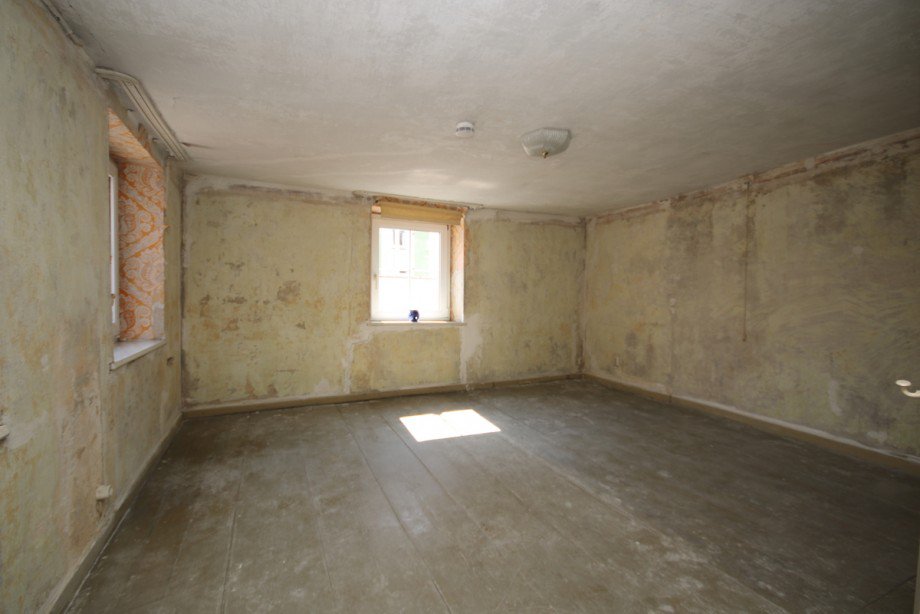 Schlafzimmer 2. OG Doppelhaush�lfte Kaufbeuren