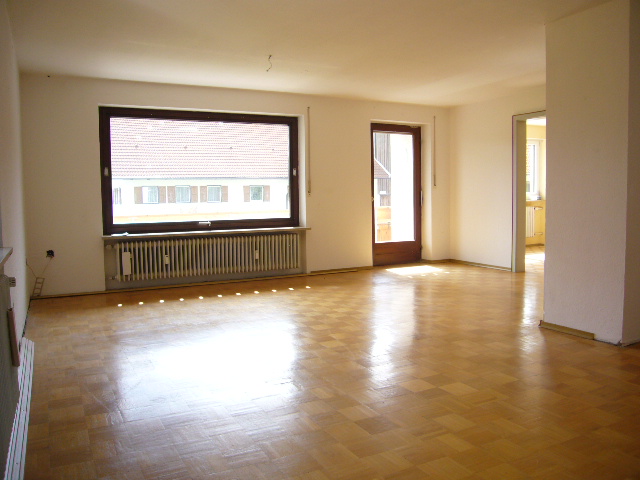 Wohnzimmer - Obergeschoss Mehrfamilienhaus Marktoberdorf