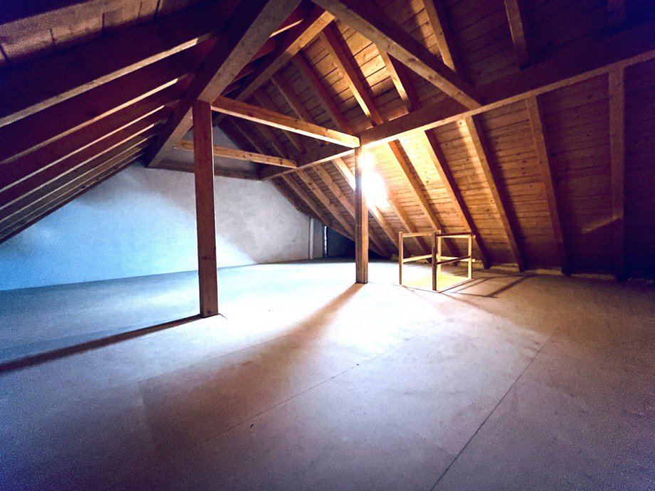 Dachboden - nur �ber die Wohnung erreichbar Etagenwohnung Kaufbeuren