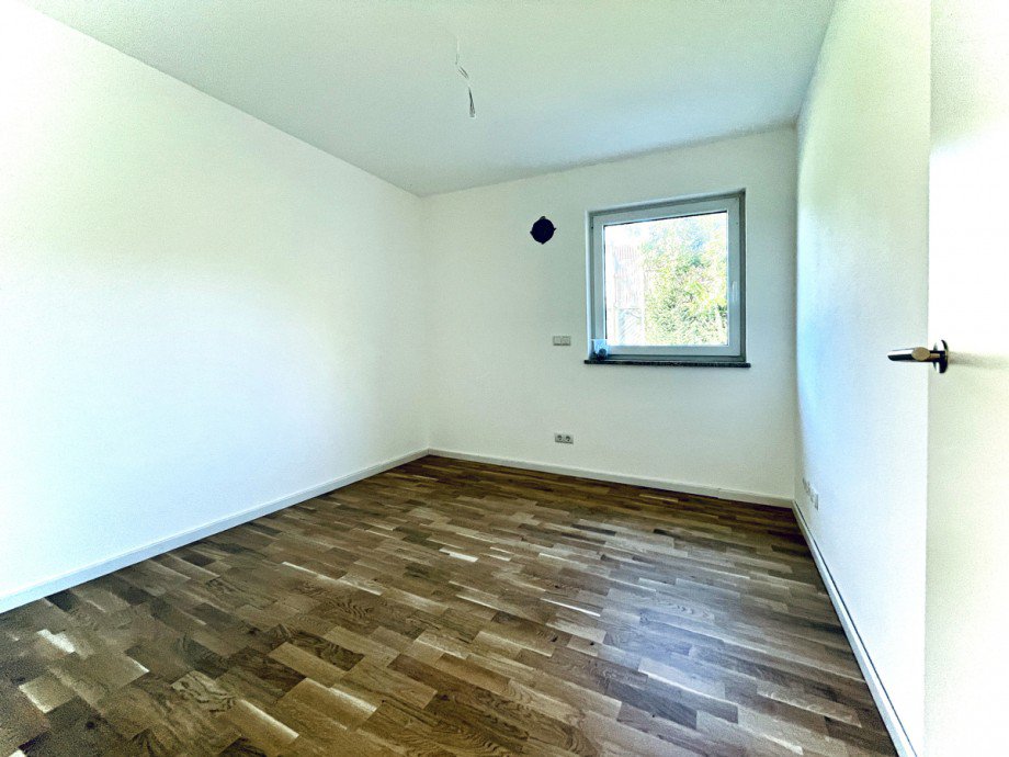 Zimmer 2 Erdgeschosswohnung Aitrang