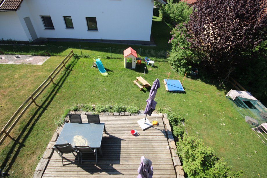 Blick in den Garten Doppelhaush�lfte Germaringen