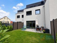 Hauptbild Neuwertiges Reihenmittelhaus mit Garage - hochwertige Ausstattung.