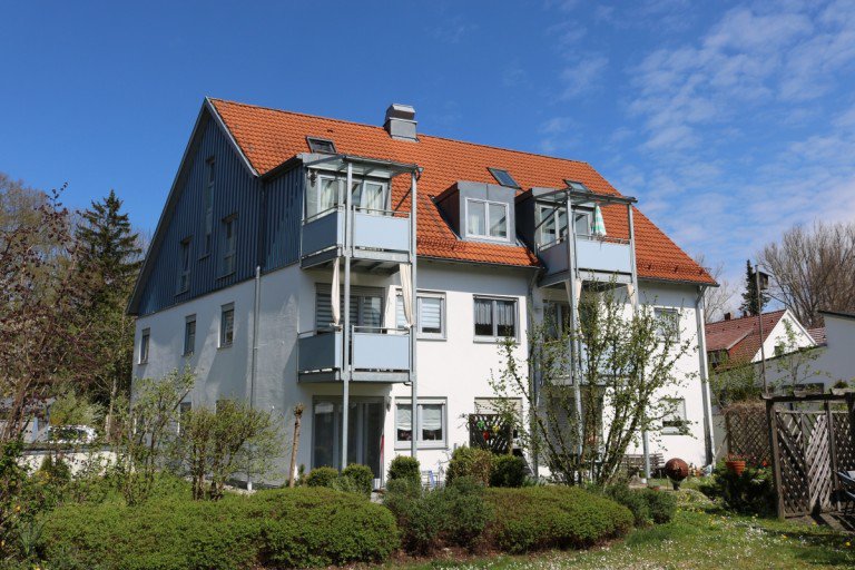 Wohnanlage Kaufbeuren, Kaufbeuren (Kernstadt) - Kaufbeuren Etagenwohnung Schicke Maisonette Wohnung in zentrale Lage - teilm�bliert