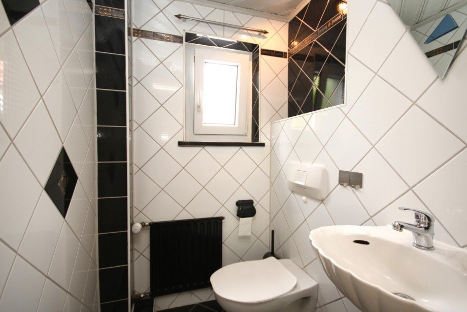 G�ste WC Doppelhaush�lfte Kaufbeuren