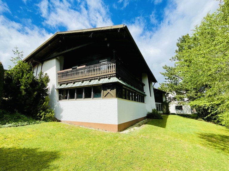 Ansicht S�d / Ost Kaufbeuren - Oberbeuren Einfamilienhaus Einfamilienhaus mit gro�em Pool in traumhafter Lage