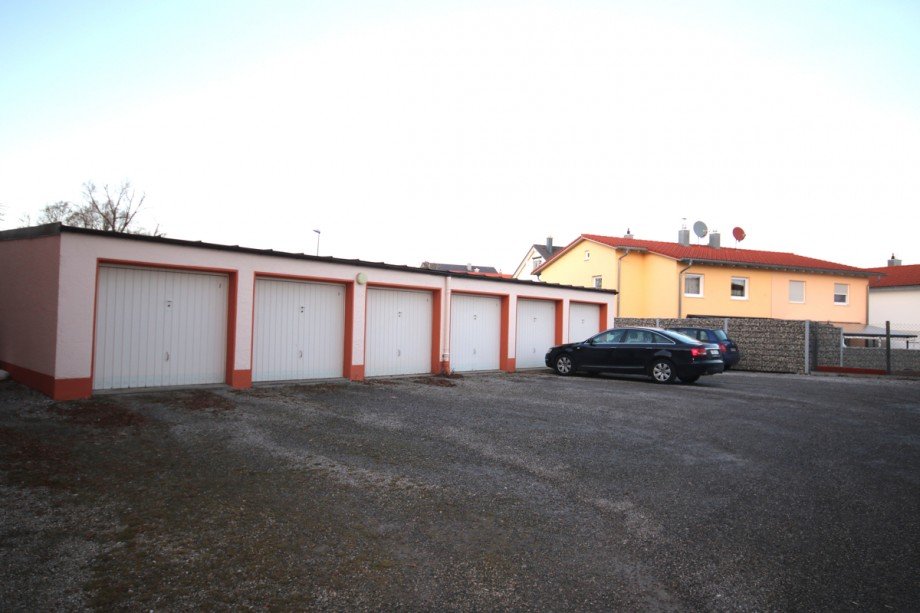 Garagen/Innenhof Dachgeschosswohnung Kaufbeuren