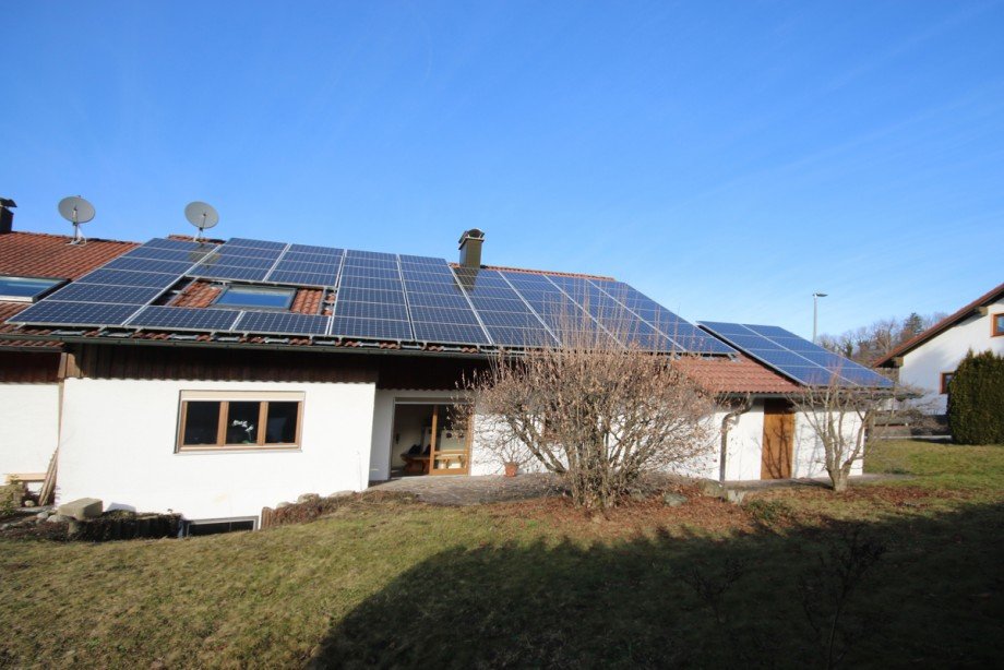 S�dansicht Doppelhaush�lfte Kaltental