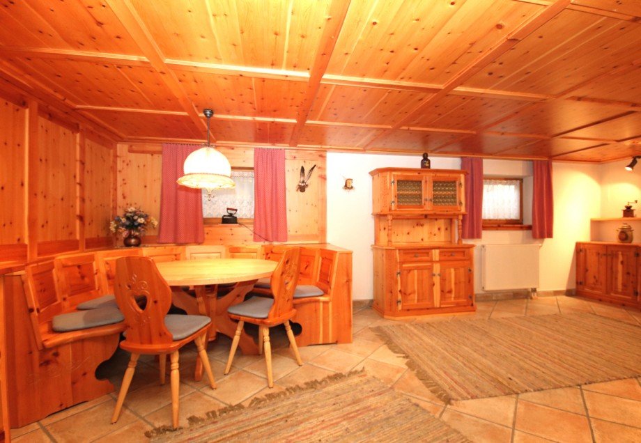 Zirbelstube Keller Doppelhaush�lfte Kaufbeuren