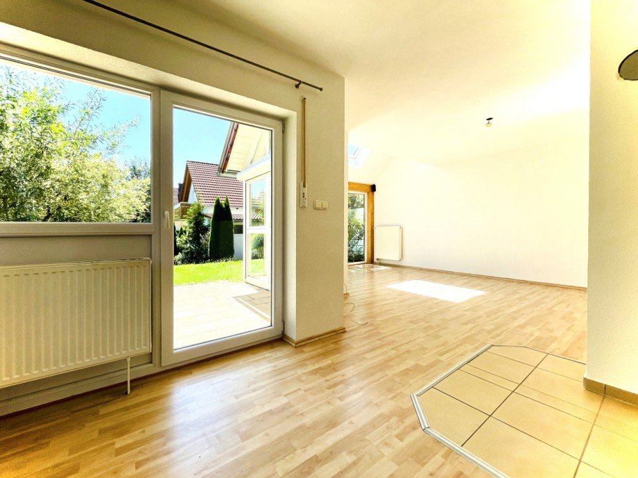 Wohnen / Essen Doppelhaush�lfte Kaufbeuren