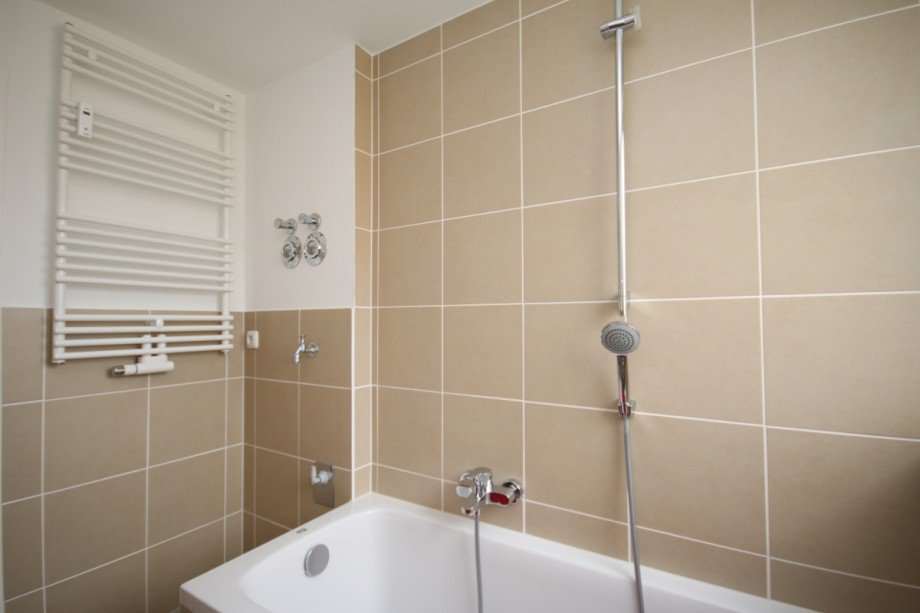 Bad unm�bliert Etagenwohnung Kaufbeuren