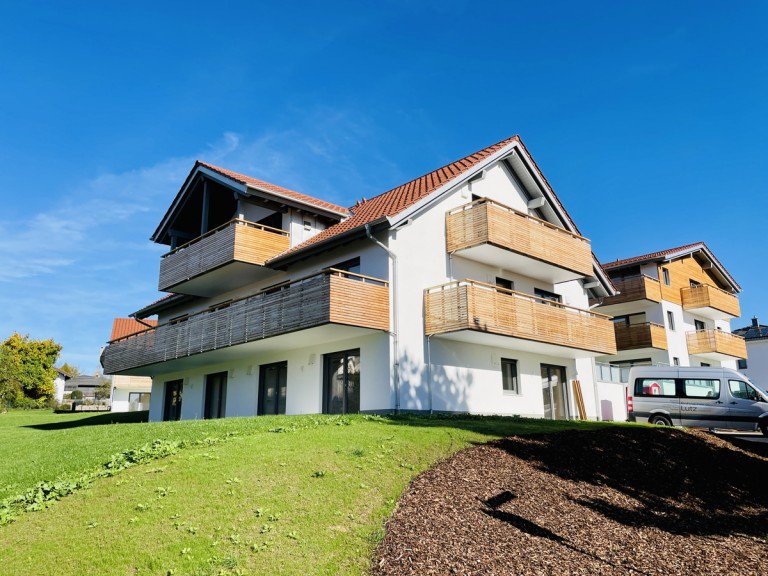 Ansicht S�d-West Aitrang - Aitrang Erdgeschosswohnung Neubau 3-Zimmerwohnung mit Gartenanteil in Aitrang