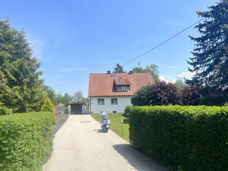 Einfahrt Pforzen - Pforzen Doppelhaush�lfte Komplettes Doppelhaus (2 Haush�lften) mit Baugrund in Pforzen!