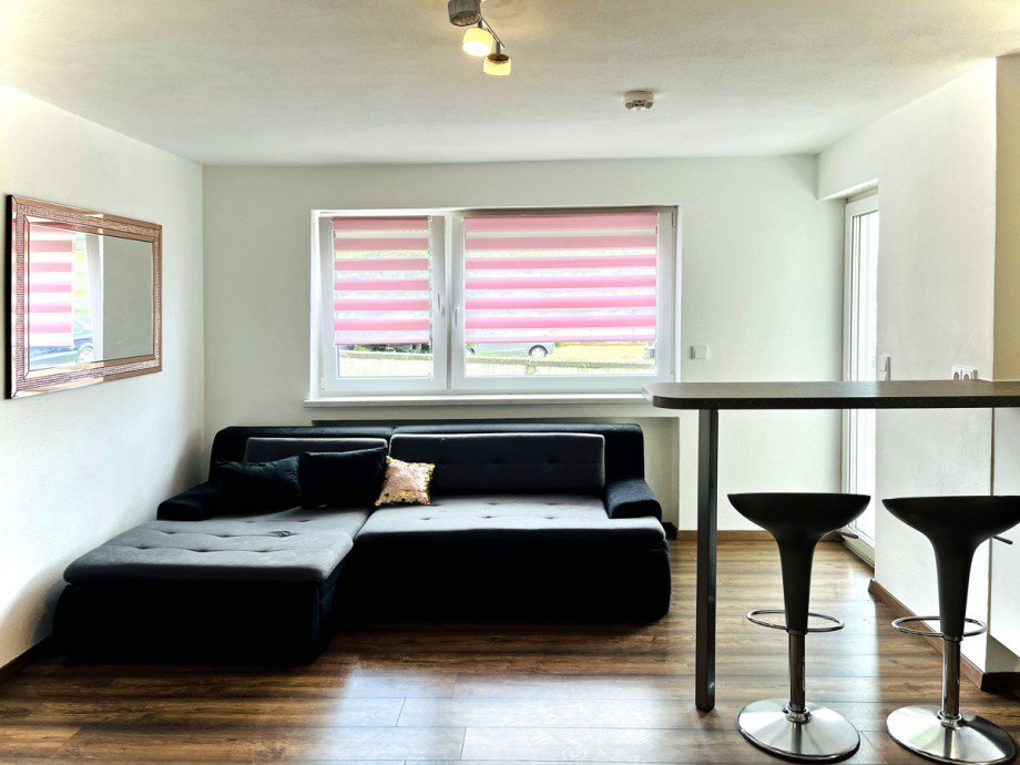 Wohnzimmer Souterrainwohnung Germaringen