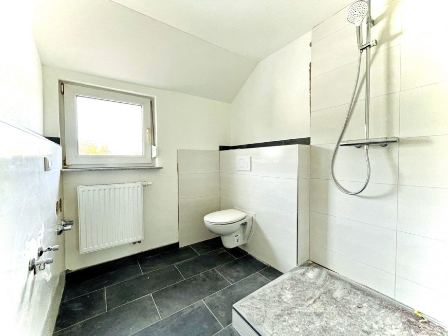 Duschbad Dachgeschosswohnung Kaufbeuren