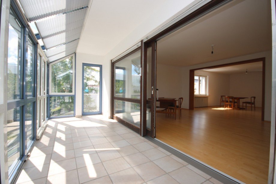 Blick ins Wohnzimmer Etagenwohnung Kaufbeuren