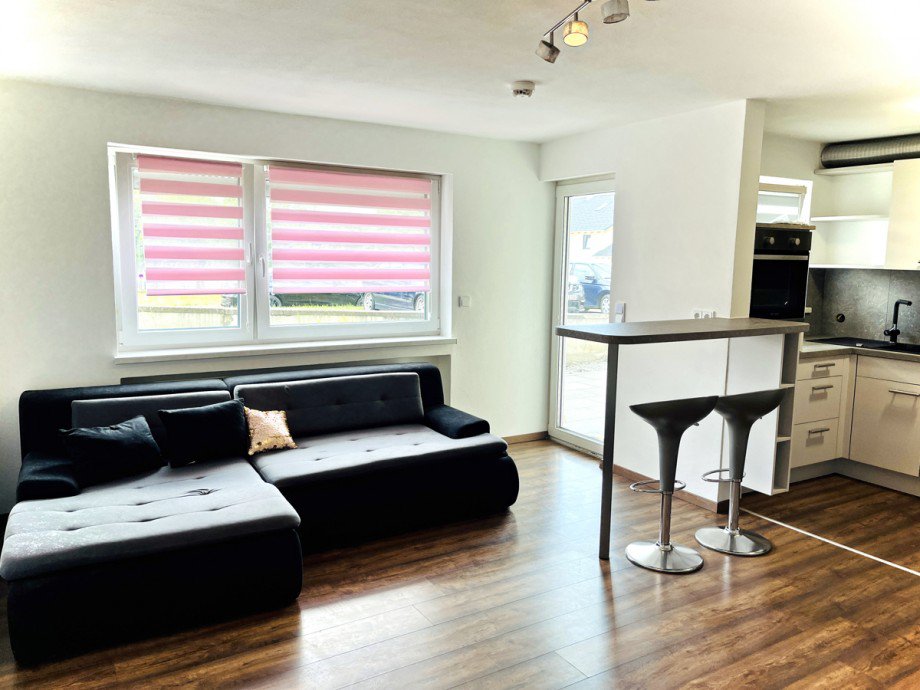 Wohnzimmer Souterrainwohnung Germaringen