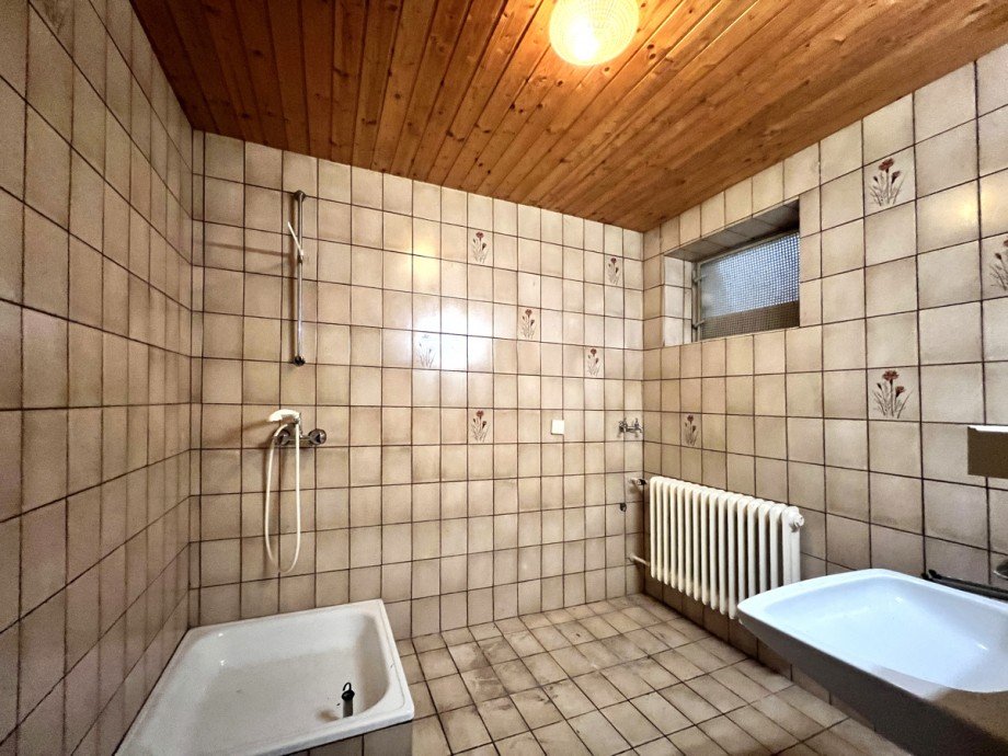 Dusche Einfamilienhaus Oberg�nzburg