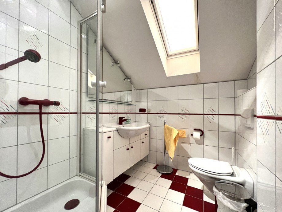 Bad/WC Dachgeschoss Reiheneckhaus Kaufbeuren