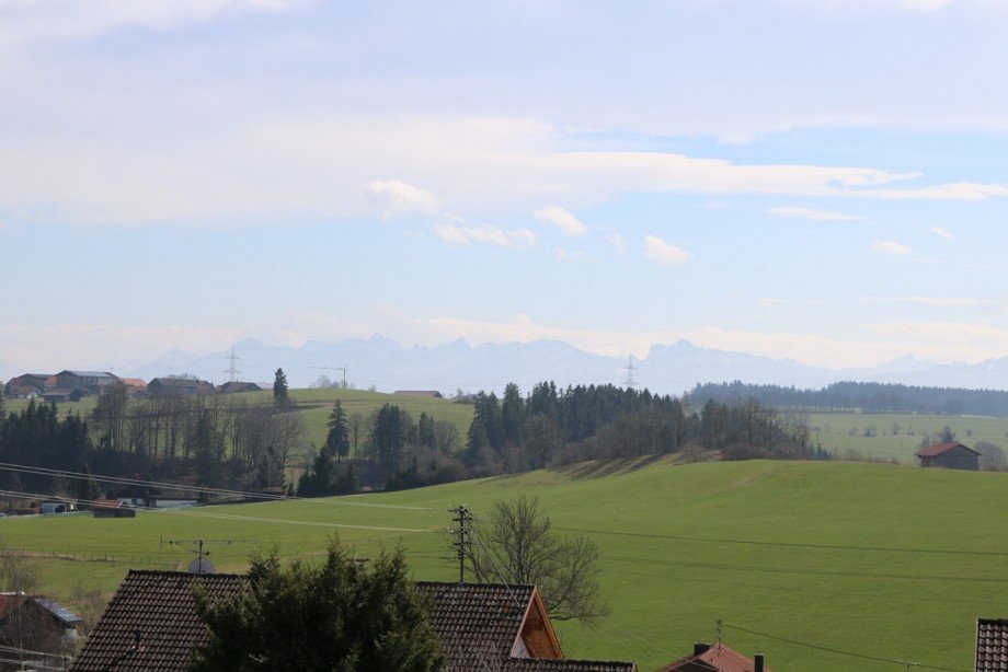 Blick aus dem Fenster Dachgeschosswohnung Kraftisried