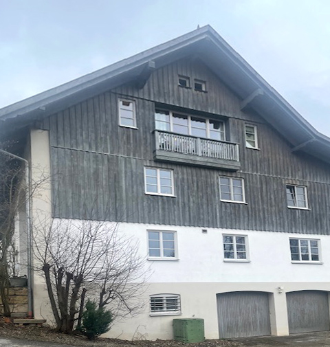 Au�enansicht Irsee - Irsee Dorf Dachgeschosswohnung 3 Zimmer-Dachgeschosswohnung mit Garage