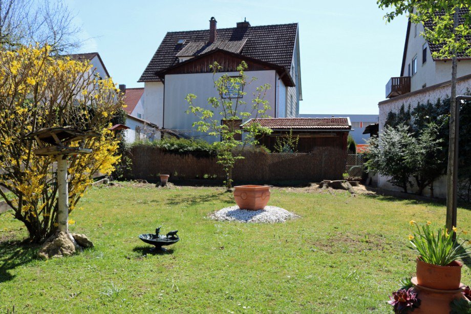 Garten Doppelhaush�lfte Kaufbeuren