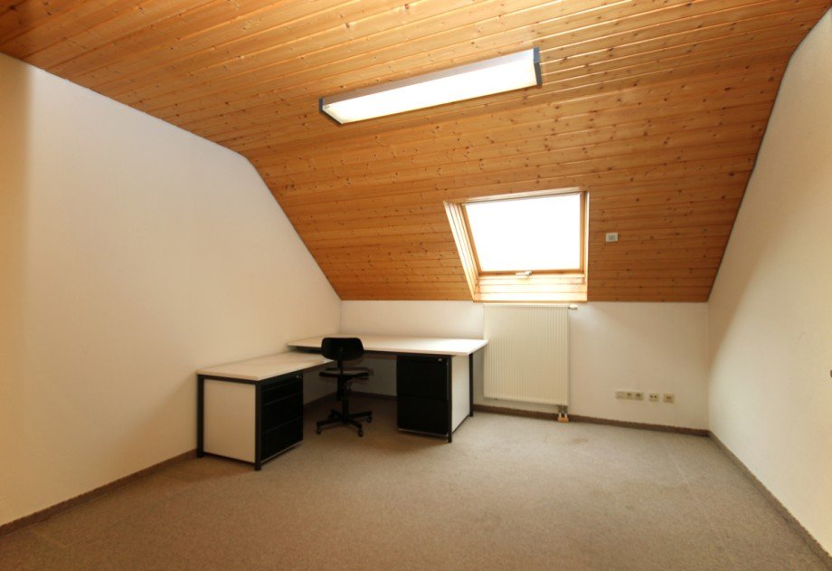 Zimmer 3 Obergeschoss Doppelhaush�lfte Kaufbeuren