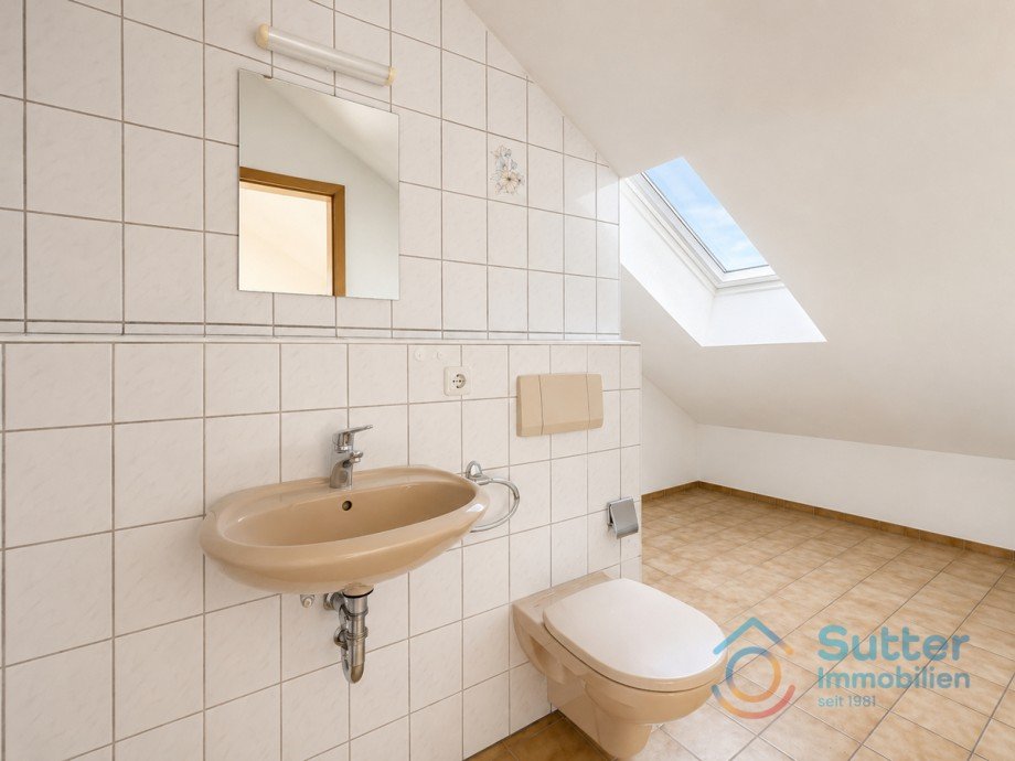 Bad WC Dachgeschoss Doppelhaush�lfte Kaufbeuren