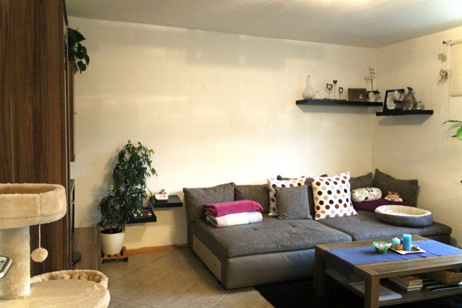 Wohnzimmer Etagenwohnung Rieden