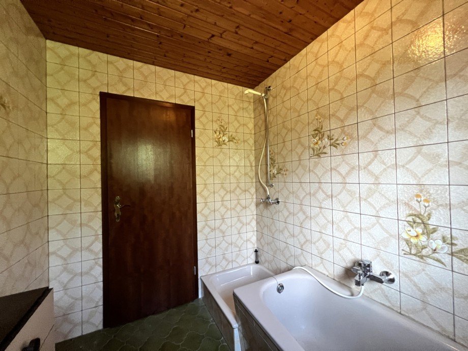 WC Einfamilienhaus Oberg�nzburg