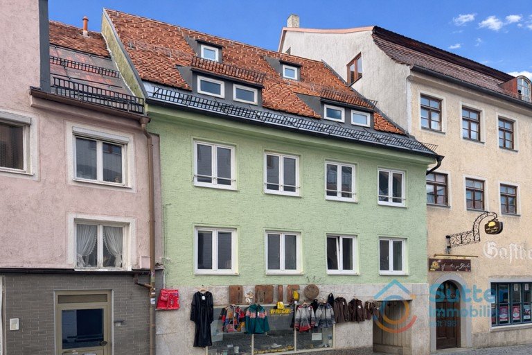 Eingang Kaufbeuren - Kaufbeuren Haus ca. 6 % Rendite m�glich - Wohn- und Gesch�ftshaus im Zentrum