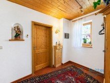 Windfang Gepflegtes Einfamilienhaus mit Einliegerwohnung