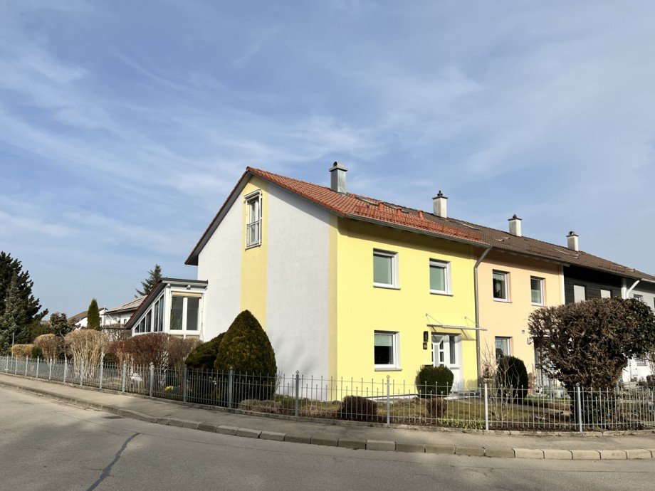 Eingangsseite Reiheneckhaus Kaufbeuren