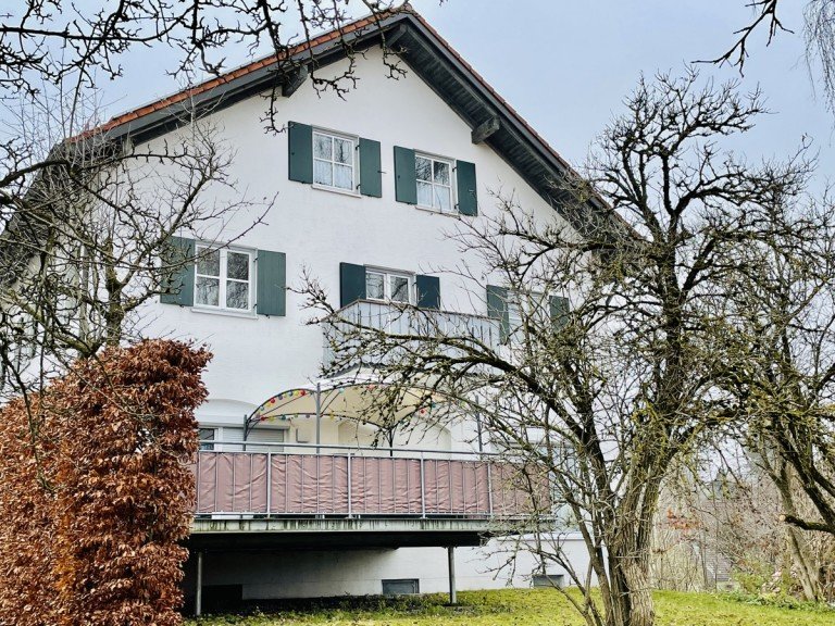 Wohnung im 1. Obergeschoss Irsee - Irsee Dorf Etagenwohnung Wohnen im Zentrum von Irsee