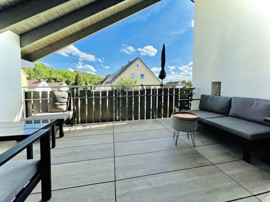 gro�e Loggia Dachgeschosswohnung Kaufbeuren