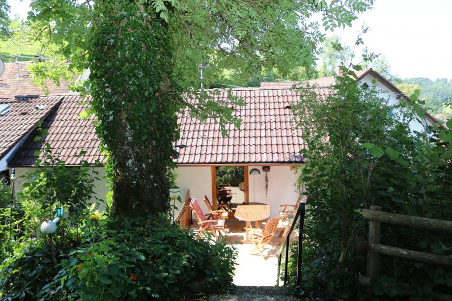 Blick auf Terrasse Einfamilienhaus Kaltental