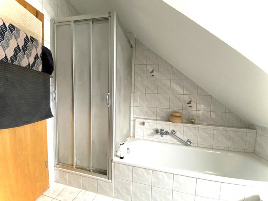 Dusche und Wanne Etagenwohnung Buchloe